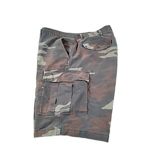 Men's Levi Strauss Two Horse Brand Green Camo Shorts 42‎ Waist White Tag